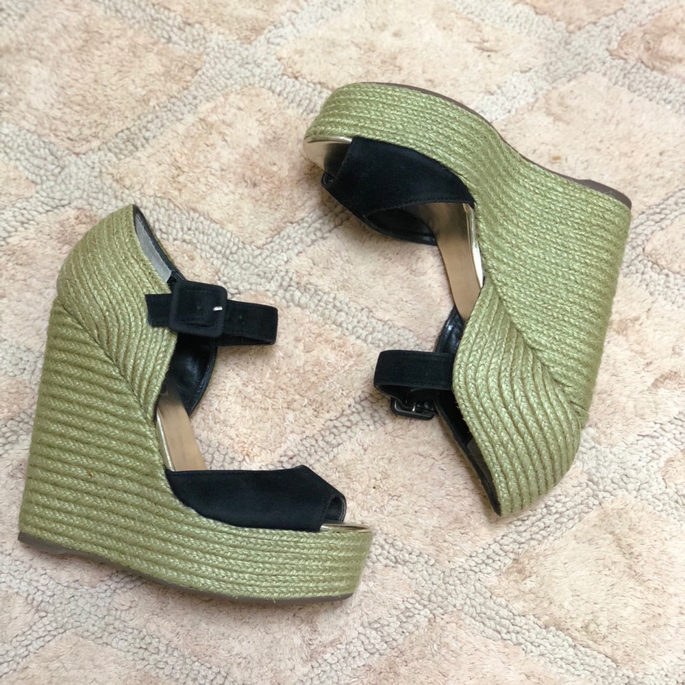 Wild Pair black espadrille wedges size 6
